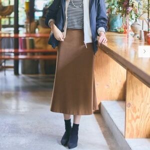 Uniqlo Brushed Jersey Flared Skirt Size S